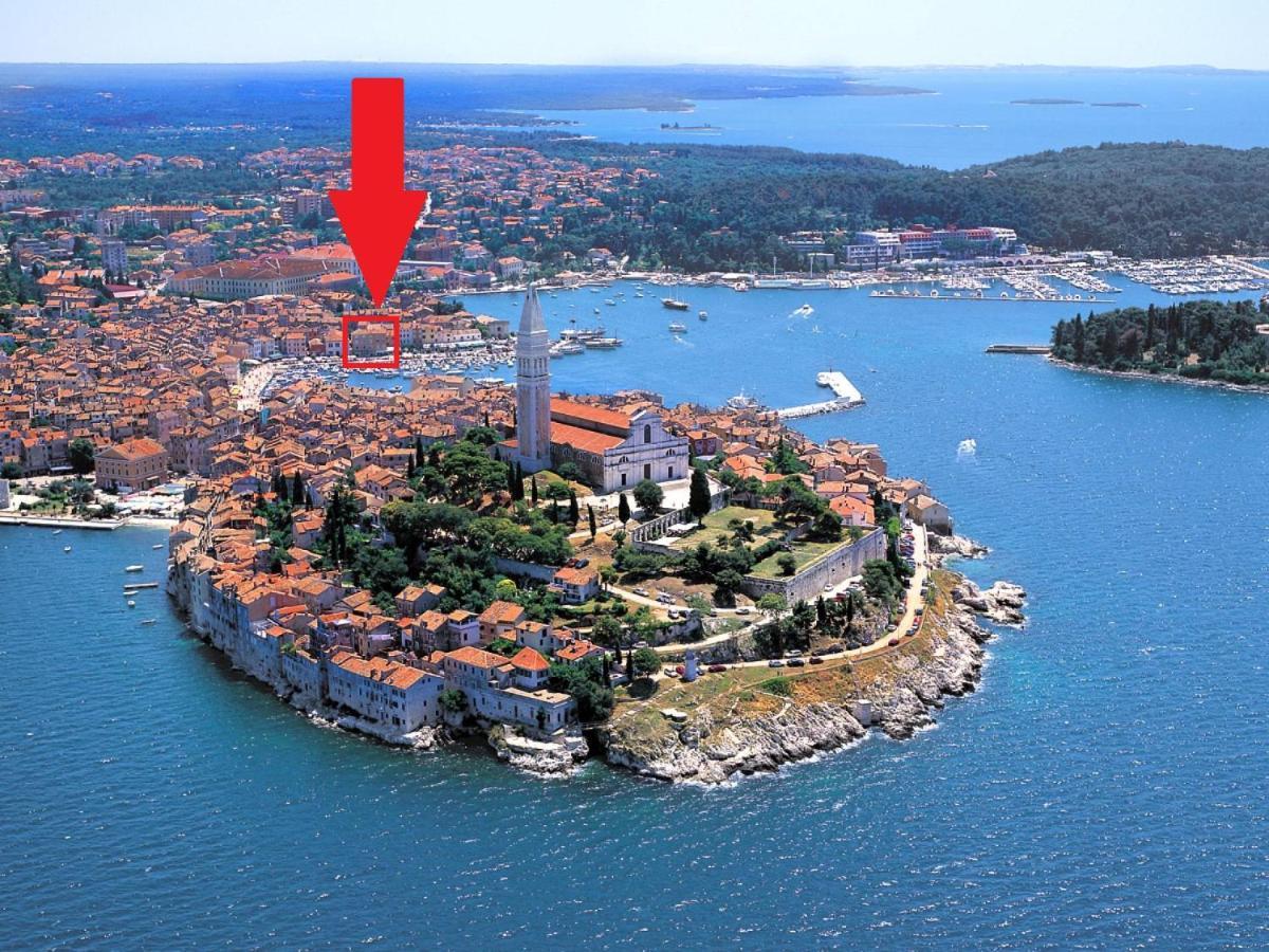Апартаменты Island Sea View Free Parking Ровинь Экстерьер фото